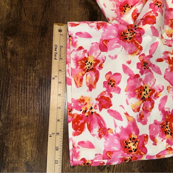 Isaac Mizrahi Womens New York Short Pink White 8 Floral Spring Summer Beach - Picture 6 of 10